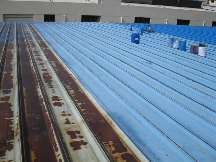 工廠房彩鋼除銹翻新自己做可以嗎?彩鋼噴漆施工工序繁瑣嗎?